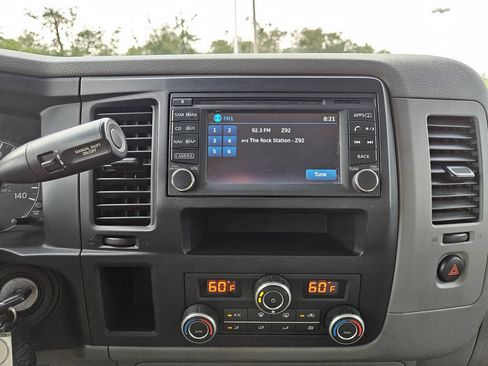Used 2021 Nissan NV 3500 SL RWD image 14