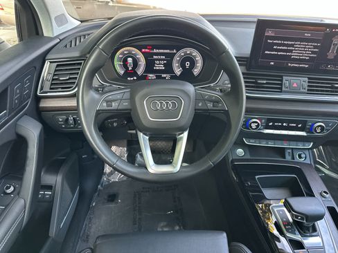 Used 2023 Audi Q5 e Premium Plus w/ Premium Plus Package AWD/4WD image 14