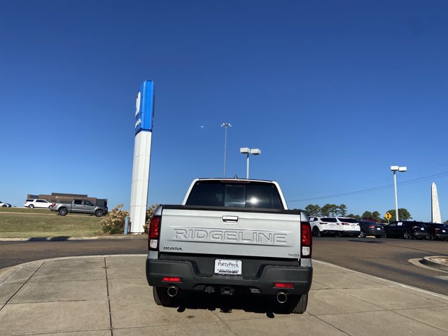 Used 2025 Honda Ridgeline RTL image 10