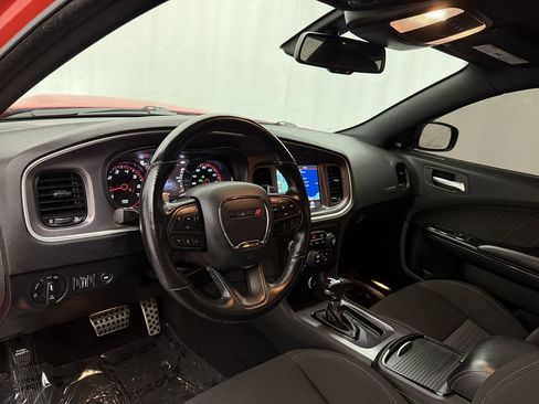Used 2021 Dodge Charger R/T w/ Blacktop Package image 8