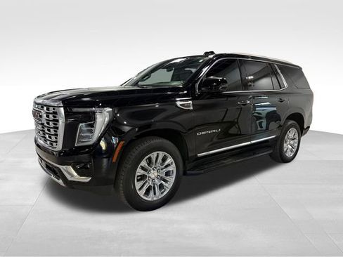 Certified 2025 GMC Yukon Denali image 3