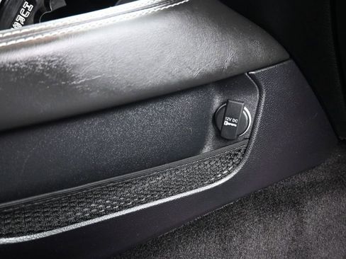 Used 2016 Dodge Challenger SRT Hellcat RWD image 43