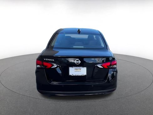 Used 2025 Nissan Versa SV image 12