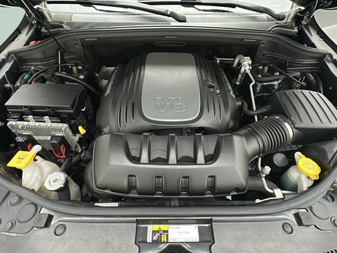 Used 2019 Jeep Grand Cherokee Overland AWD/4WD image 24