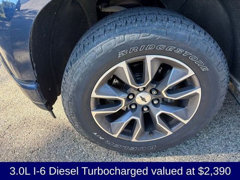 Used 2020 Chevrolet Silverado 1500 RST image 3