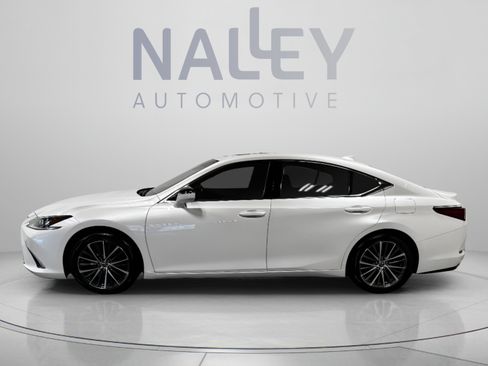 Used 2022 Lexus ES 350 w/ Premium Package FWD image 2