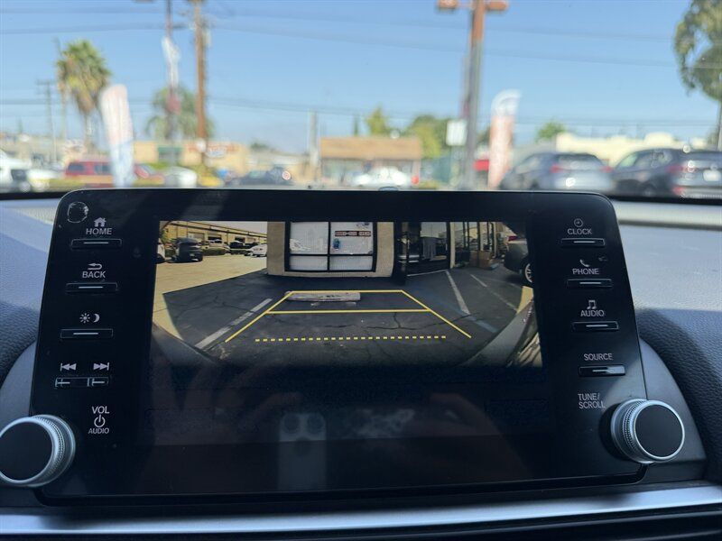 Used 2019 Honda Accord Sport image 17