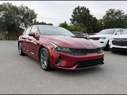 Used 2021 Kia K5 LXS FWD image 1