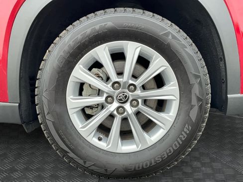 Used 2025 Toyota Grand Highlander AWD Hybrid image 16