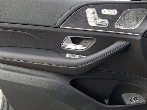 Certified 2025 Mercedes-Benz GLE 350 4MATIC image 12