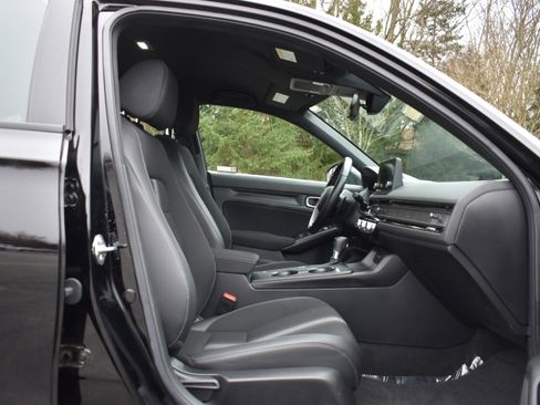 Used 2023 Honda Civic Sport image 22