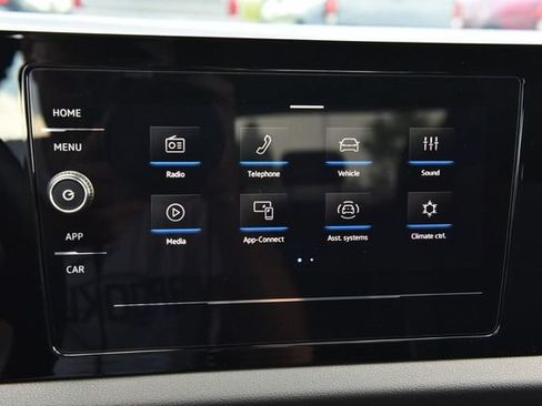 Certified 2025 Volkswagen Jetta Sport FWD image 14