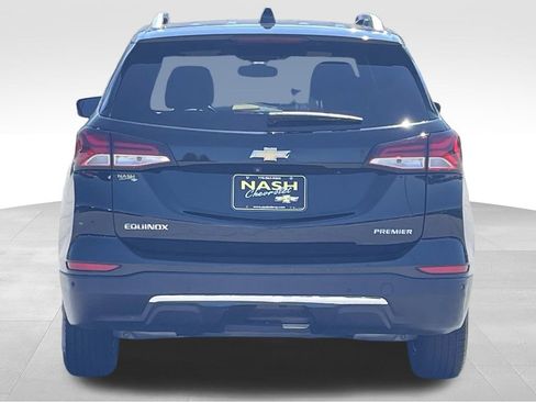 Used 2022 Chevrolet Equinox Premier FWD image 4