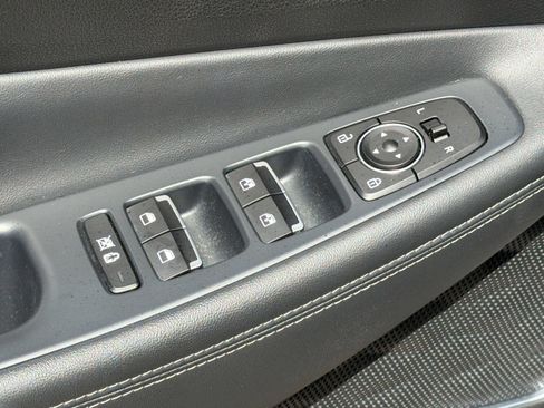 Used 2020 Hyundai Santa Fe SEL w/ Convenience + Premium Package FWD image 26