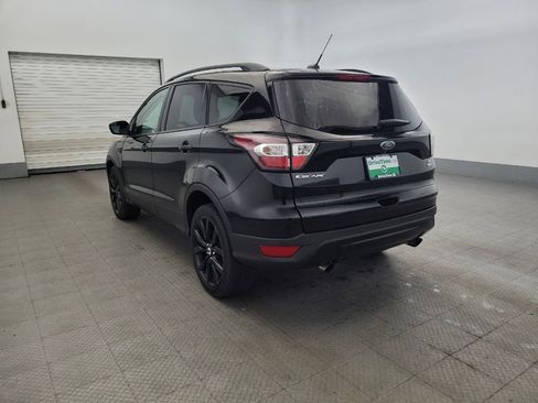 Used 2017 Ford Escape SE w/ SE Sport Appearance Package AWD/4WD image 5