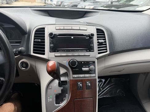 Used 2012 Toyota Venza XLE w/ XLE Premium Pkg FWD image 12