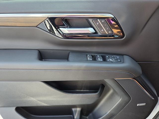 New 2026 Chevrolet Tahoe High Country AWD/4WD image 15