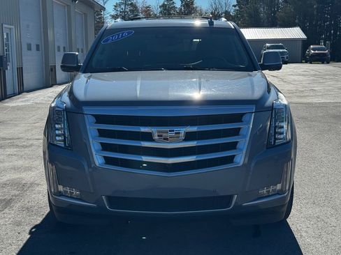 Used 2016 Cadillac Escalade ESV Premium AWD/4WD image 9