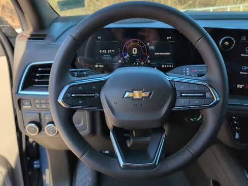 New 2026 Chevrolet Suburban LT w/ Comfort Package image 19