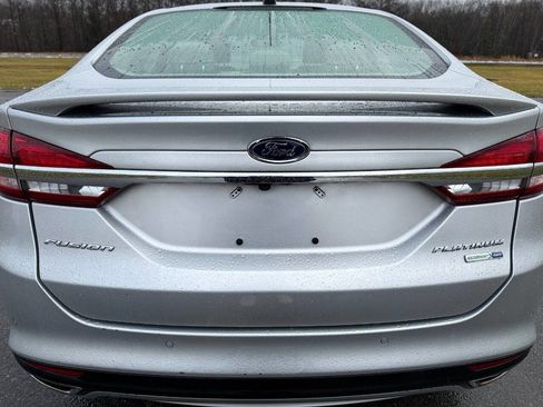 Used 2017 Ford Fusion Platinum image 15