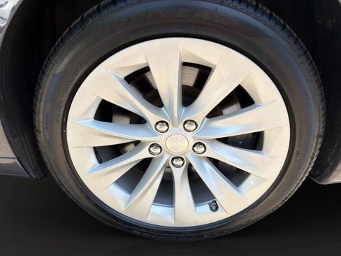 Used 2019 Tesla Model S Long Range AWD/4WD image 22