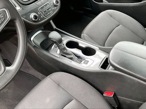 Used 2024 Chevrolet Malibu LT FWD image 14