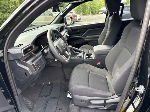 Used 2026 Toyota 4Runner SR5 AWD/4WD image 14