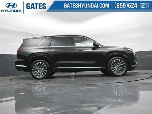 Certified 2024 Hyundai Palisade Calligraphy AWD/4WD image 47