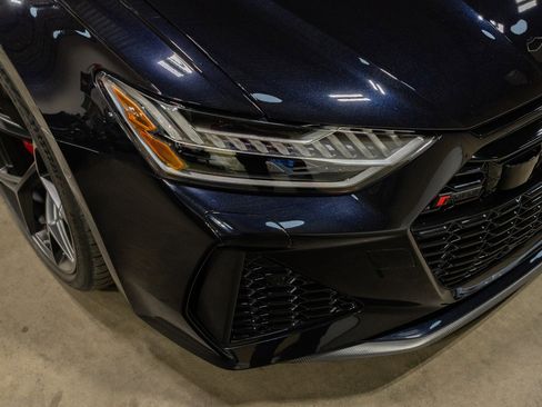 Used 2024 Audi RS 6 performance image 17