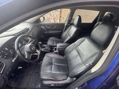 Used 2018 Nissan Rogue SL image 37