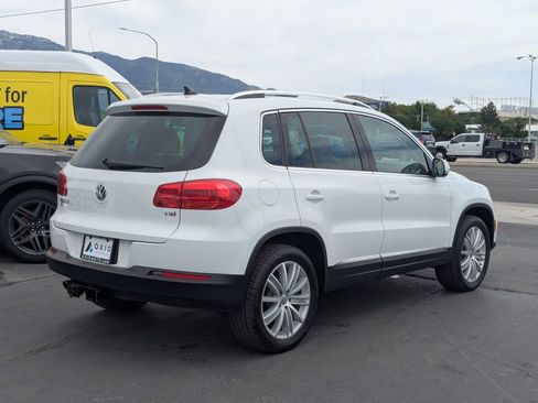 Used 2016 Volkswagen Tiguan SE FWD image 4