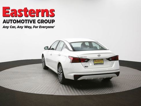 Used 2025 Nissan Altima 2.5 SV FWD image 65