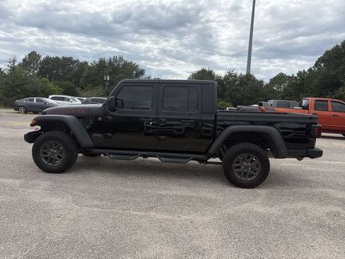 Used 2021 Jeep Gladiator Mojave w/ Trailer Tow Package AWD/4WD image 3