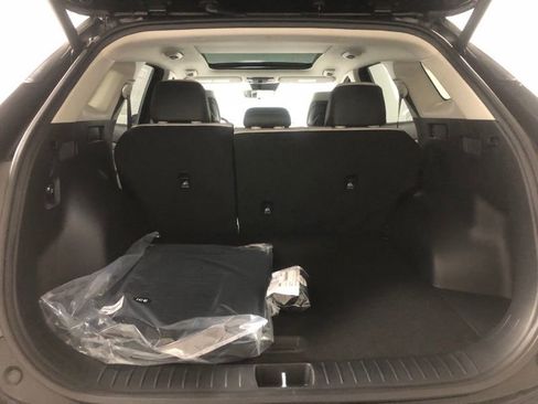 New 2026 Kia Sportage EX image 8