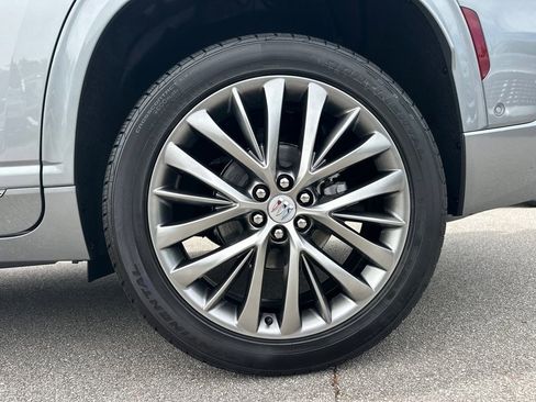 New 2026 Buick Enclave Avenir w/ Super Cruise Package FWD image 20