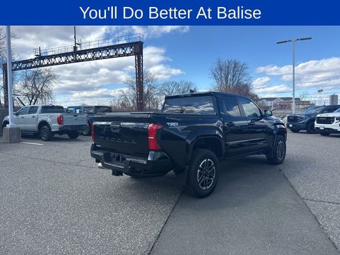 Used 2024 Toyota Tacoma TRD Sport image 3