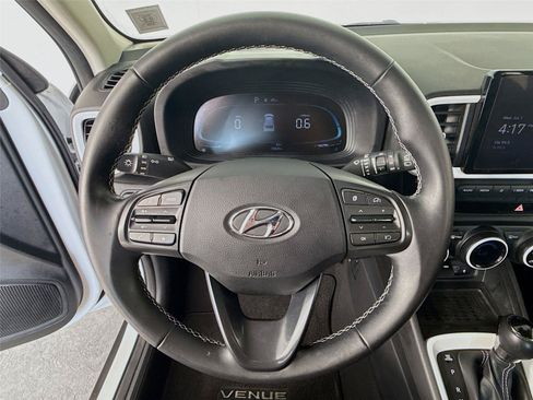 Used 2023 Hyundai Venue Limited w/ Cargo Package FWD image 13