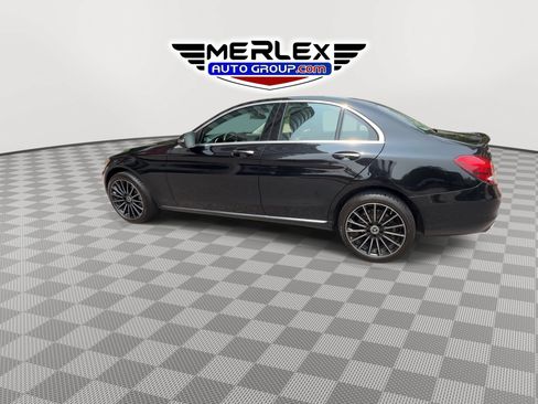 Used 2018 Mercedes-Benz C 300 4MATIC Sedan w/ Premium Package image 5