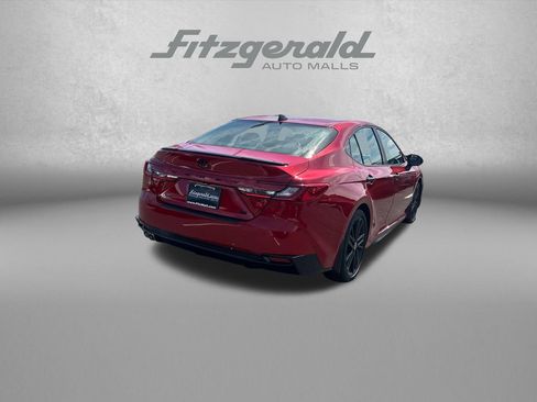 Used 2026 Toyota Camry Hybrid w/ Convenience Package FWD image 7
