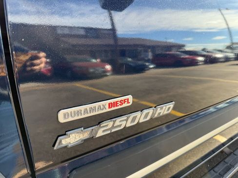 Used 2005 Chevrolet Silverado 2500 LS w/ Heavy-Duty Power Package image 9