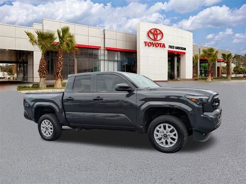 Certified 2024 Toyota Tacoma SR image 1