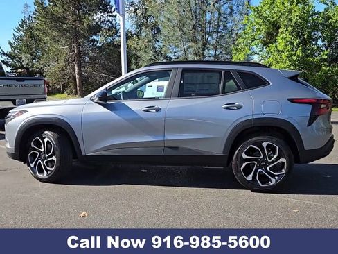 New 2026 Chevrolet Trax RS w/ Driver Confidence Package image 8