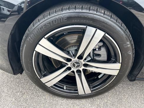 Used 2025 Mercedes-Benz C 300 Sedan image 17