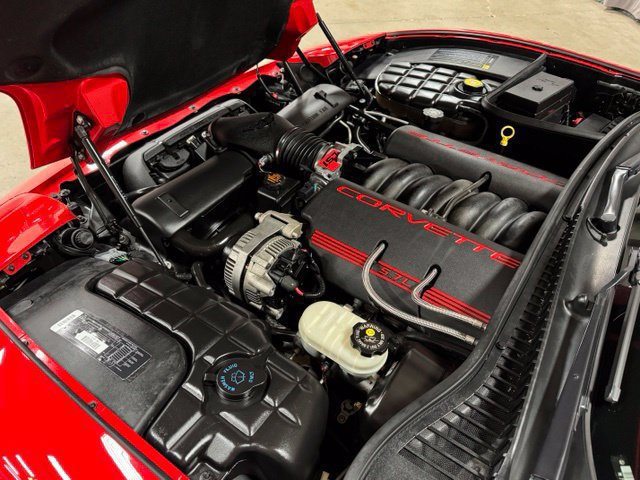 Used 1998 Chevrolet Corvette Convertible w/ Memory Pkg RWD image 29