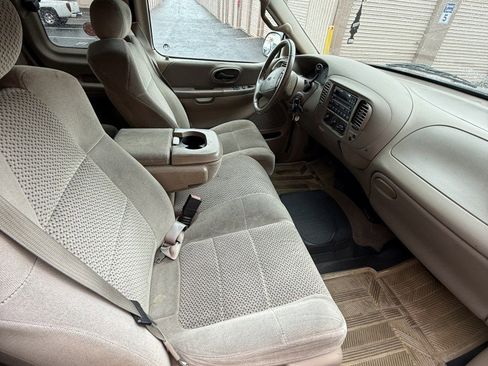 Used 2001 Ford F150 Lariat image 13