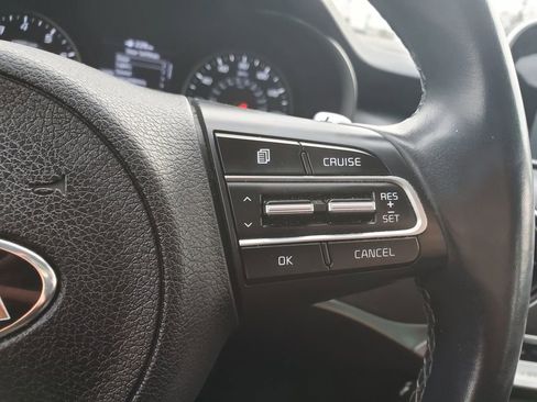 Used 2018 Kia Stinger image 16