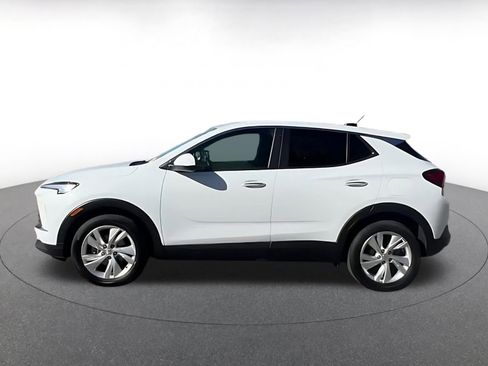Used 2025 Buick Encore GX Preferred FWD image 9