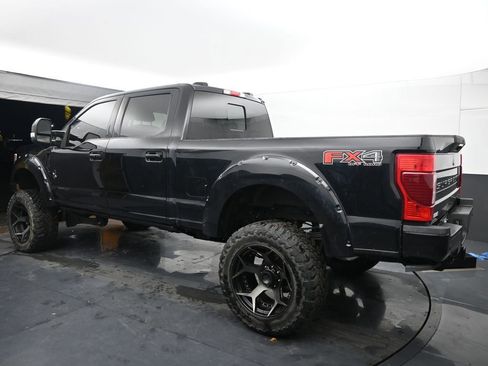 Used 2021 Ford F250 Lariat w/ Lariat Ultimate Package image 9