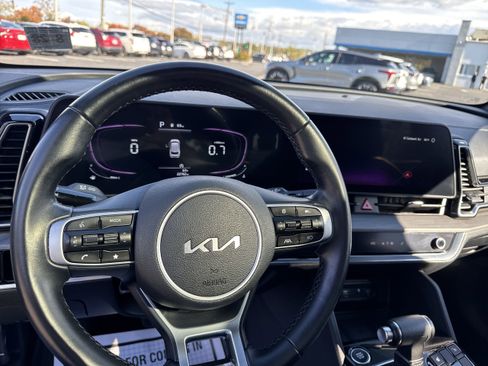 Used 2024 Kia Sportage X-Line w/ X-Line Premium Package image 11