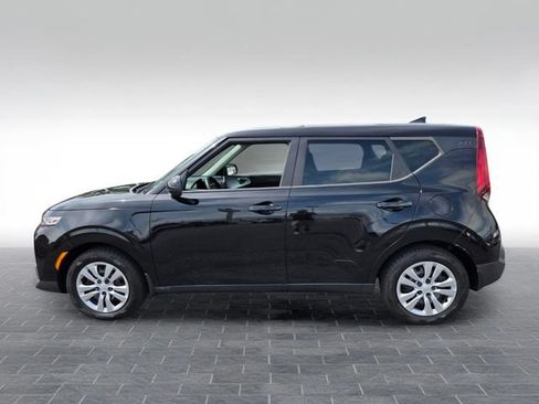 Used 2020 Kia Soul LX FWD image 4